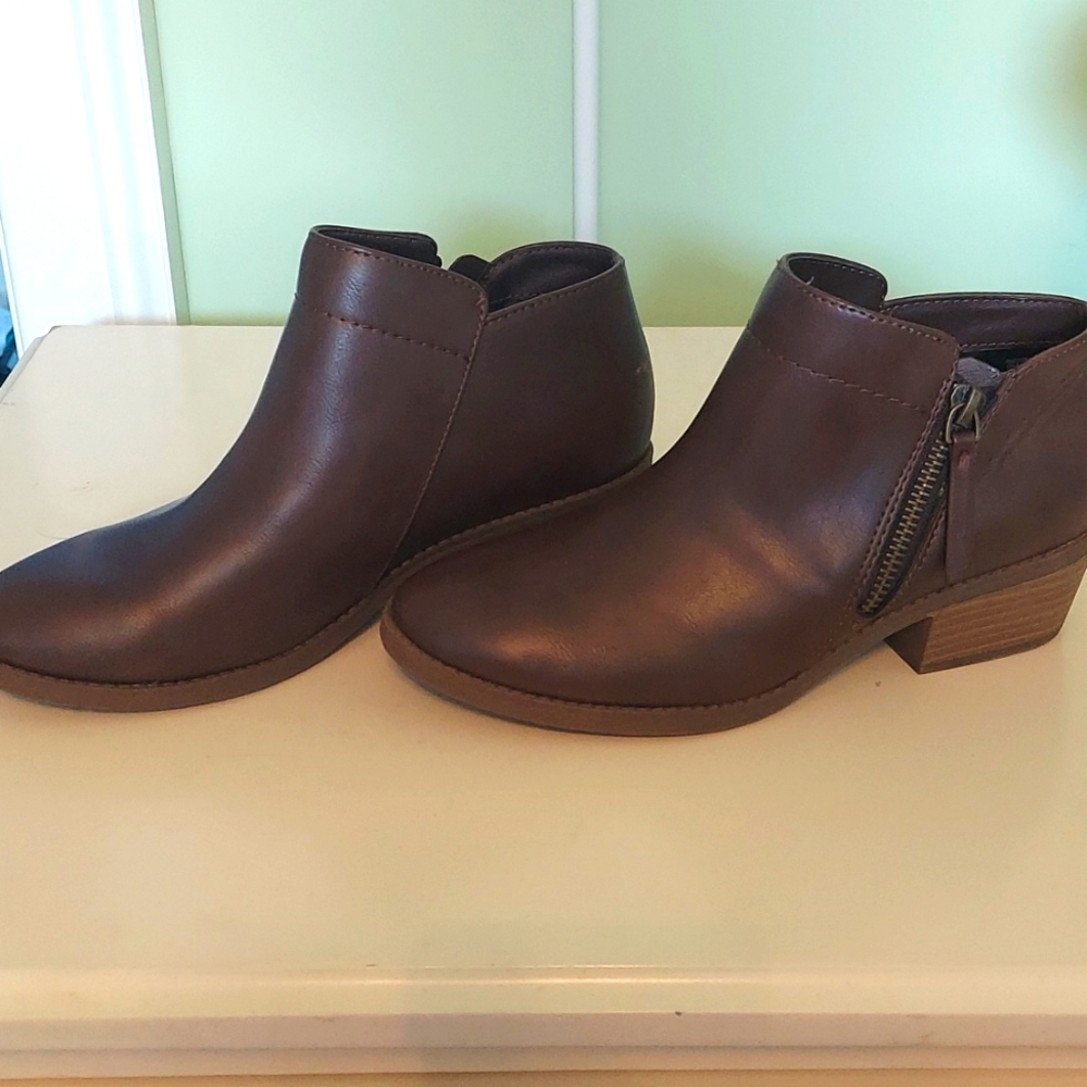 Brown ankle boots